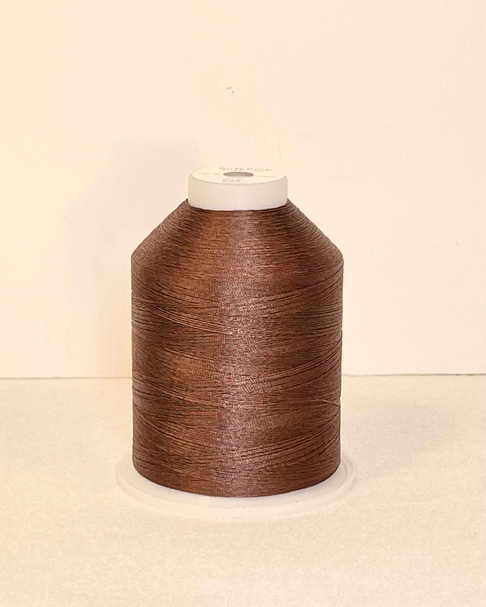 Ensfarget tråd tex 45