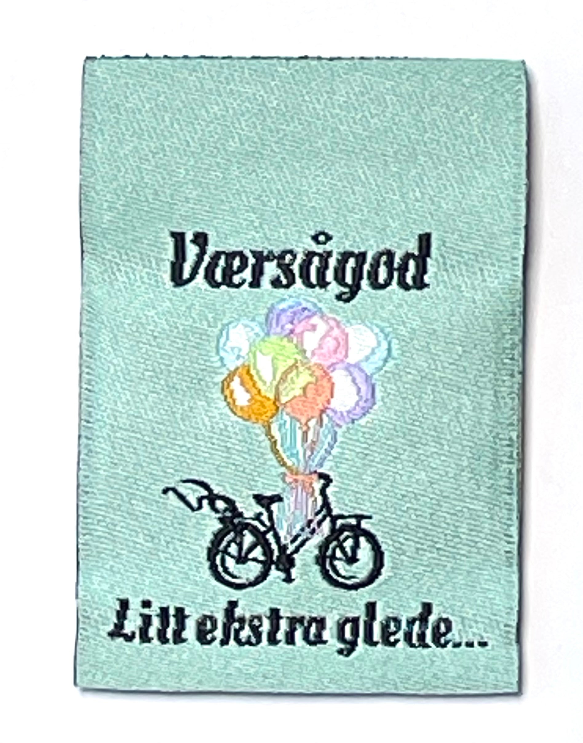 August-lapper 2025 - Den som sover ...syr ikke